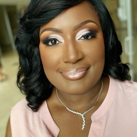 Meet your Posher, Dejuana - Picture 1 of 1